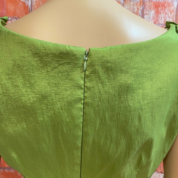London Times Green Ruffled Flower Neckline Side-Ruched Dress - Picture 6 of 11